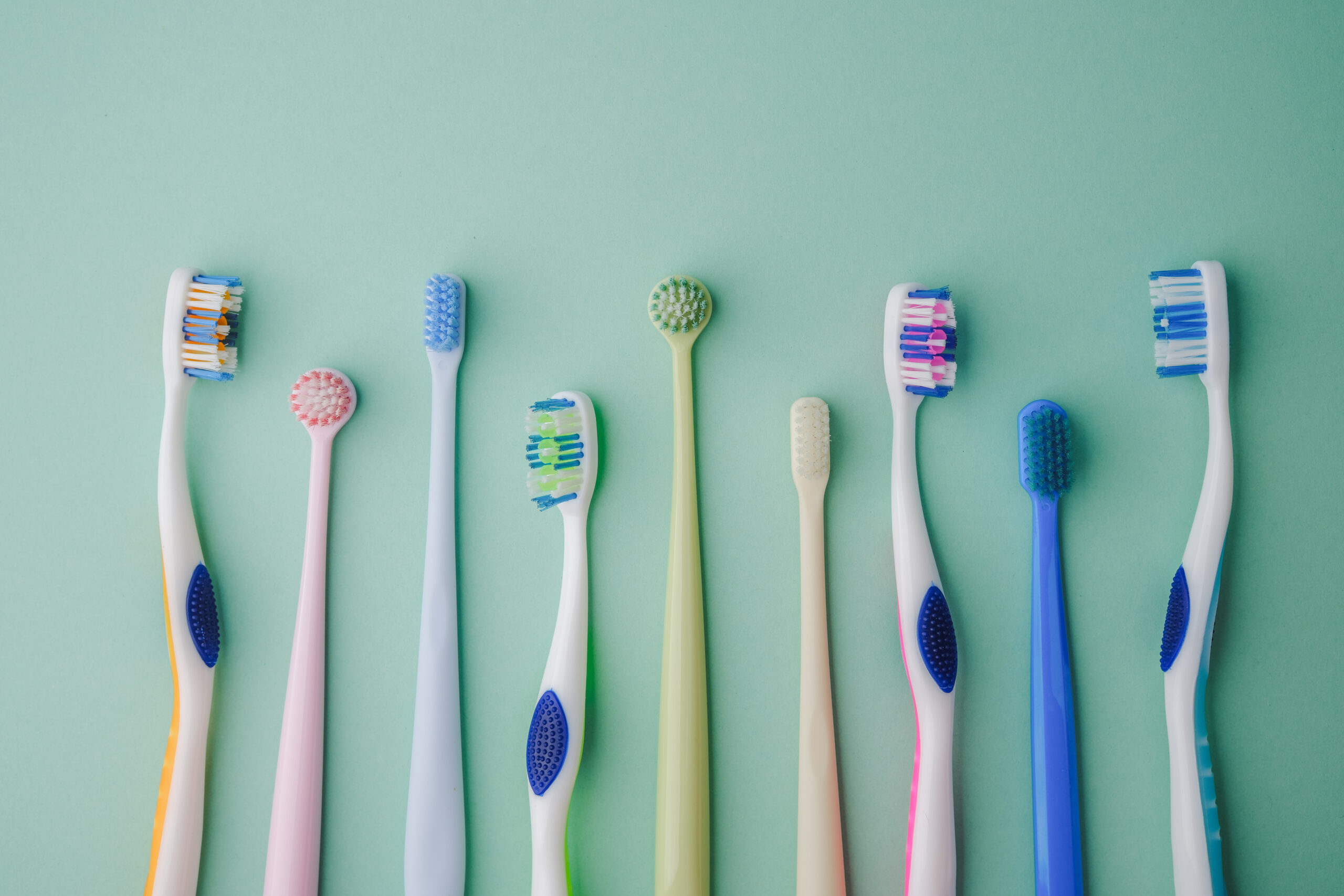 como escolher escova de dente