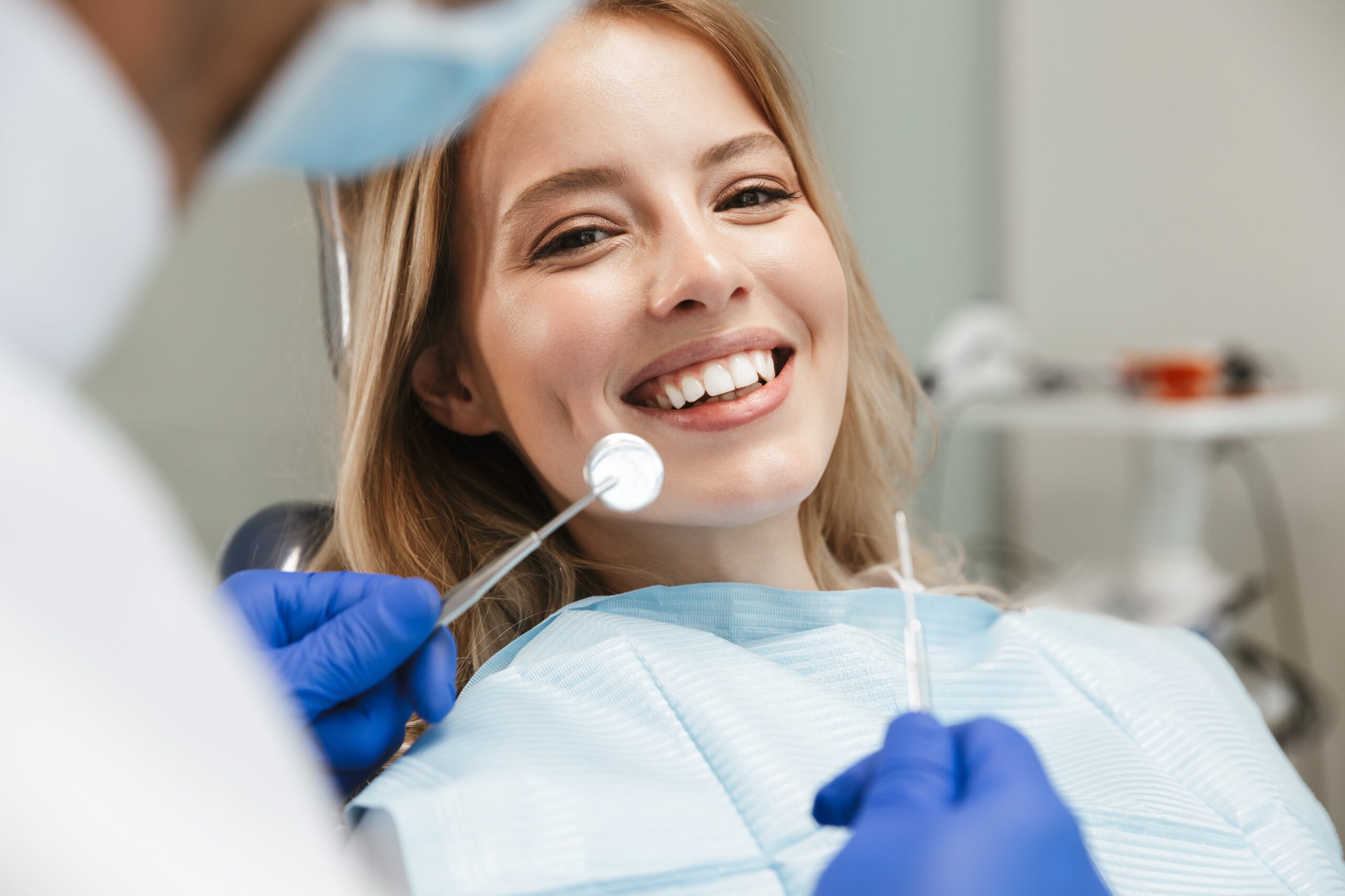 Consulta odontológica: qual a frequência ideal para ir ao dentista?